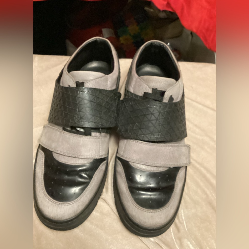 - Dirk Bikkermbergs Couture sneakers/shoes Euro Sz 43